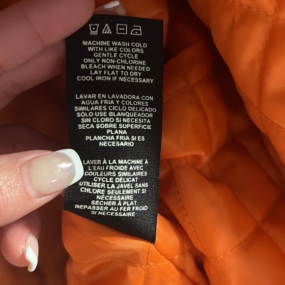 ⭐️SOLD⭐️UGG oversized bomber jacket💕 - Picture 10 of 10